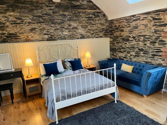 Period Coachhouse Villa Newbliss Екстериор снимка